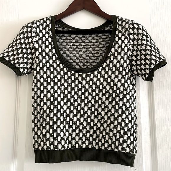 Zara Tops - ZARA | Scoop Neck Cropped Sweater Top Small